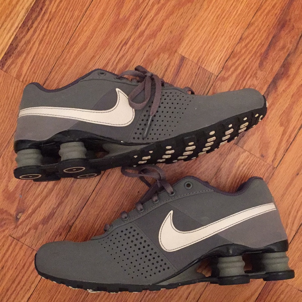 Nike shocks